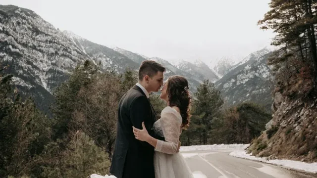 greece destination wedding photographer