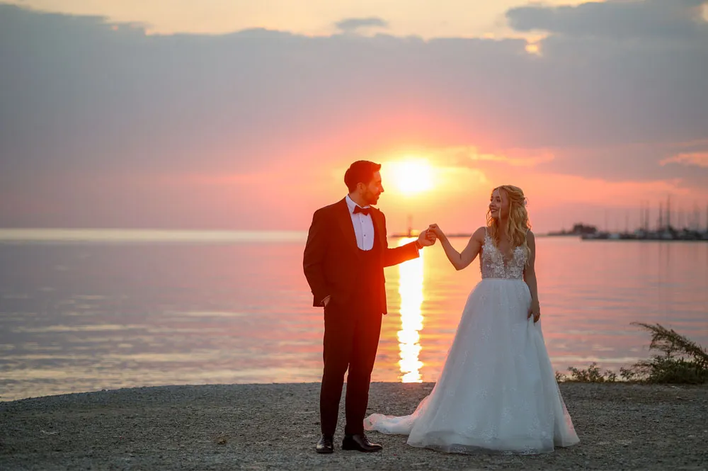 Santorini destination wedding photographer