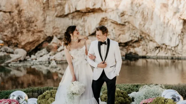 greece documentary wedding photographer