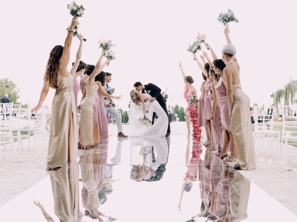 Destination wedding Athens alsos nimfon newlywed couple kissing